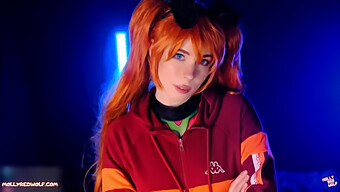 Asuka Langley gir en slurvete blowjob og creampie i Evangelion-tema porno