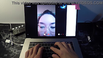 Actriz Madura Española Satisface Los Deseos De Su Fan En La Webcam (Vol Iii)