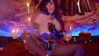 Mona Megistus, Cosplayer, Își Folosește Curbele Pentru A-Și Plăti Chiria Într-Un Videoclip Inspirat De Genshin Impact